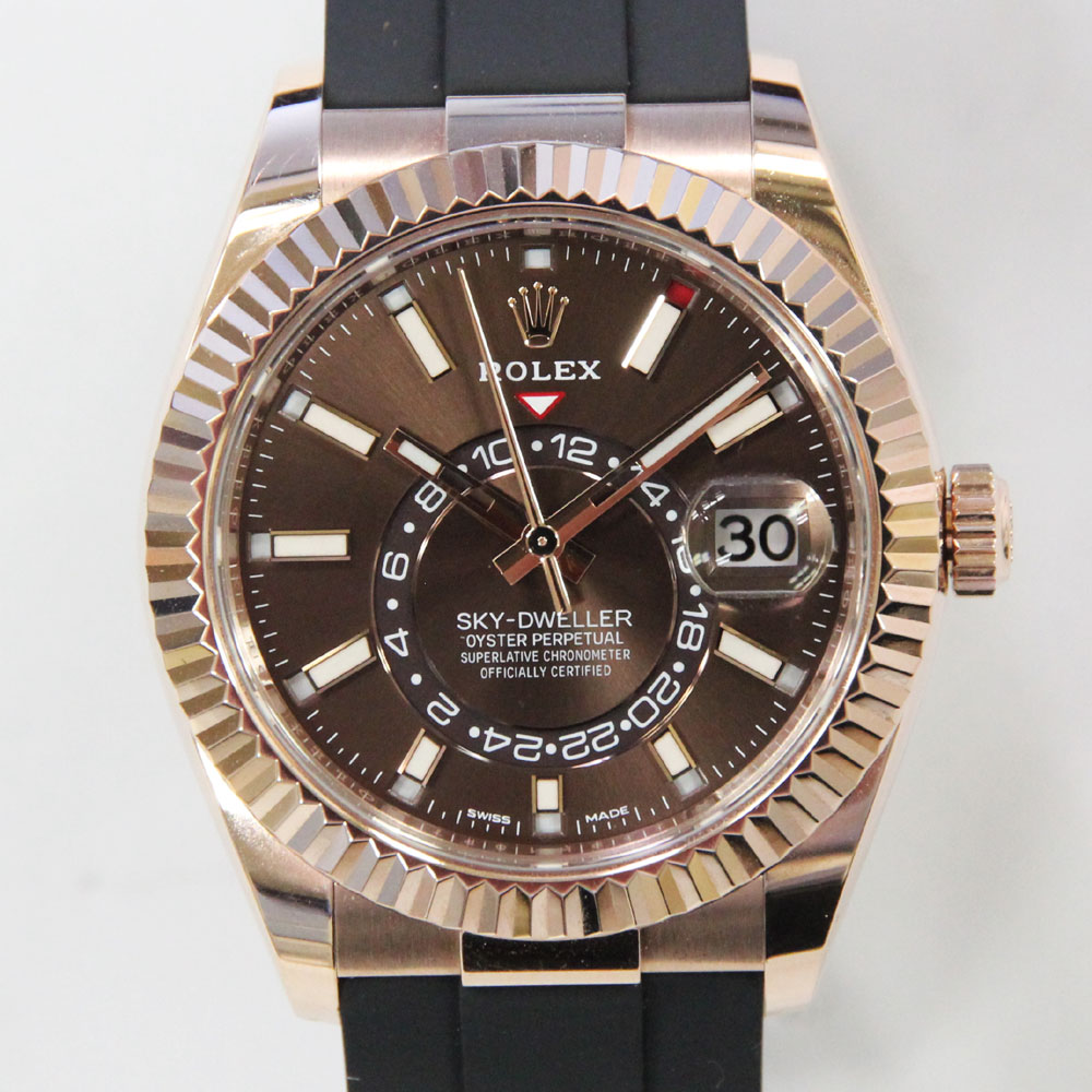 ロレックス　スカイドゥエラー　326235　ランダム