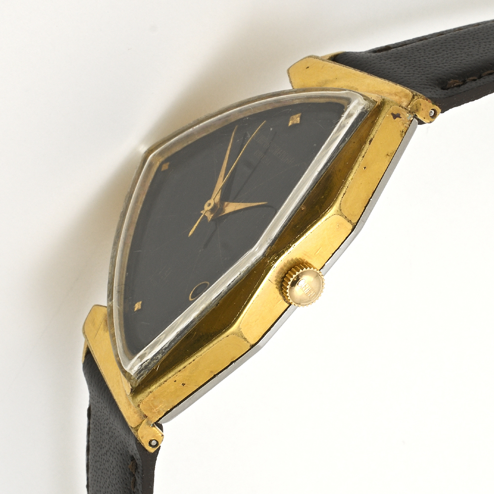 オリエント  オリンピアカレンダー 三角時計 1960年代  金張り/SS裏蓋 手巻  W29842  メンズ アンティーク