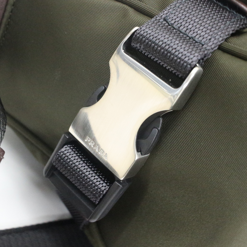 プラダ ショルダーバッグ スピードロック Re-Nylon レザー 2VH192_2DMG_F0334_V_OOP 新品同様未使用品