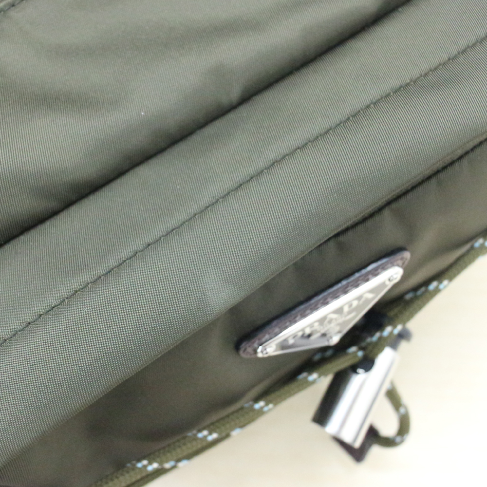 プラダ ショルダーバッグ スピードロック Re-Nylon レザー 2VH192_2DMG_F0334_V_OOP 新品同様未使用品